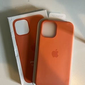 Iphone 12 Mini Magsafe Silicone Case Kumquat NWT